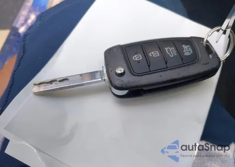 2019 Hyundai Accent Se/Sel z USA, uszkodzony, nr VIN 3KPC24A34KE085135